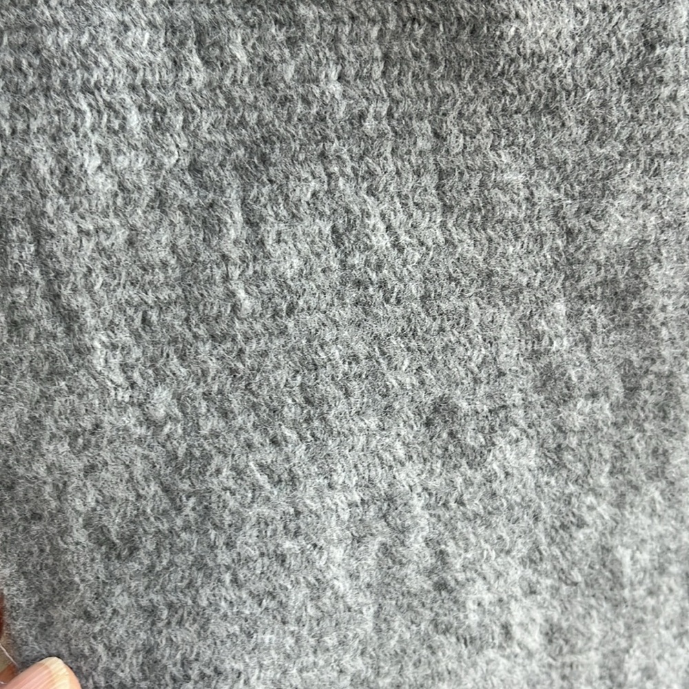 NWT winter scarf - Picture 3 of 6